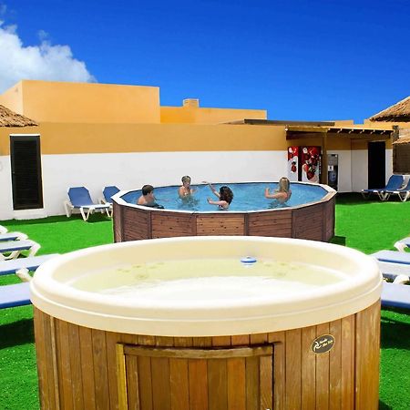 Gbh Hostel Fuerteventura Beach La Oliva Eksteriør billede